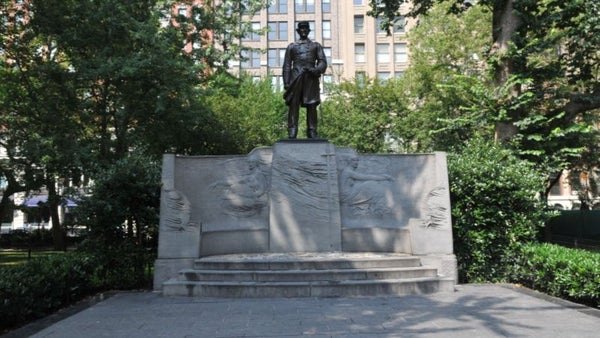 Hank's Famous Three Squares Walking Tour and Free Concert