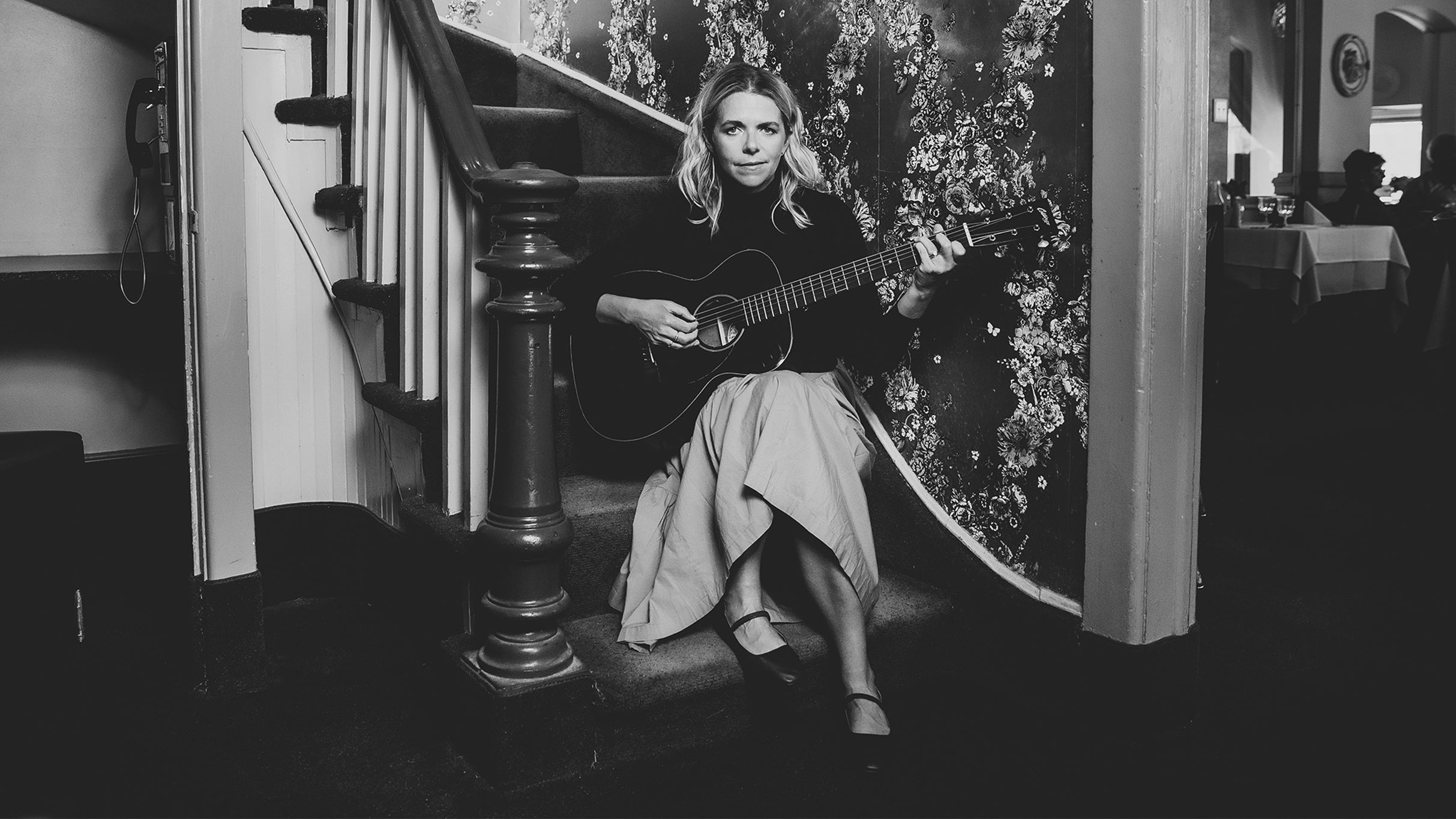 Aoife O'Donovan - Solo Acoustic